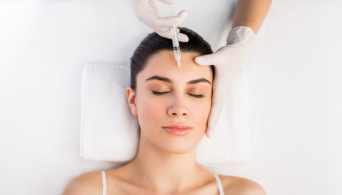 woman getting dysport injections in Park Ridge, IL